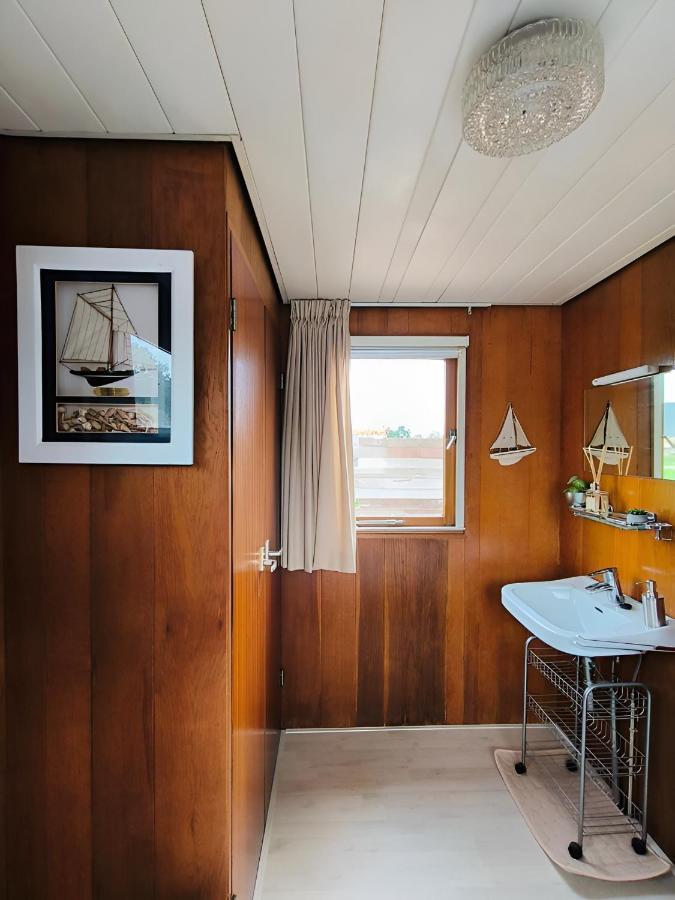 Suameer Woonboot In Sumar Gelegen Tussen Leeuwarden En Drachten מראה חיצוני תמונה